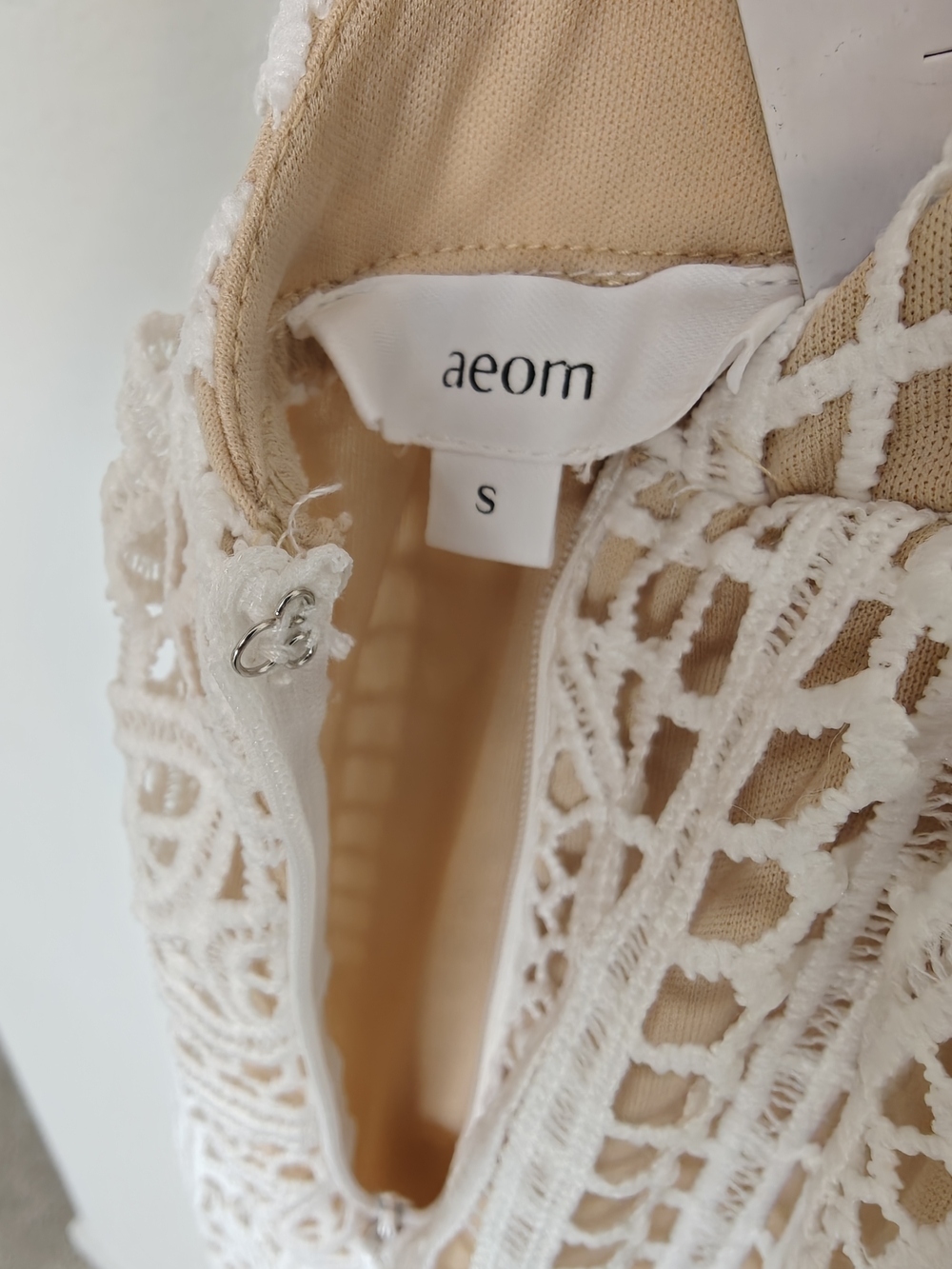 White Lace Backless Maxi Dress with Spaghetti Straps - Picture 2 of 9